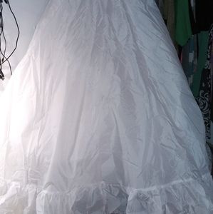 An Crinoline